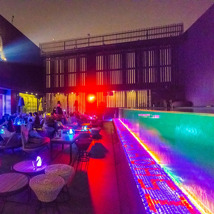 бассейн 