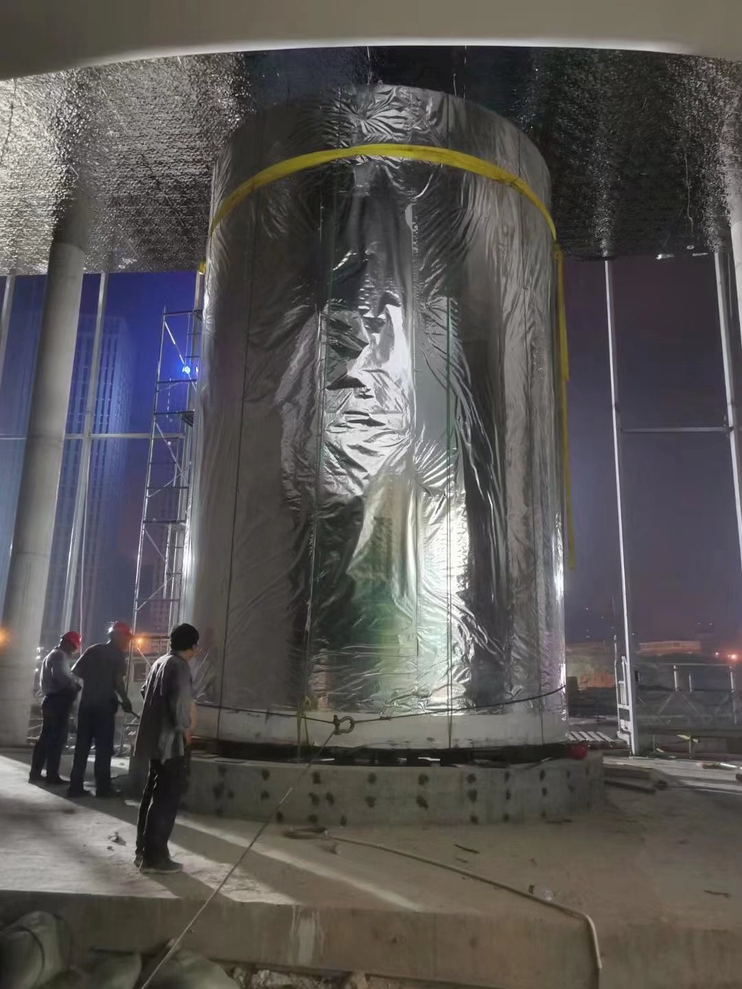 Аквариум из прозрачного акрилового цилиндра на заказ - LEYU