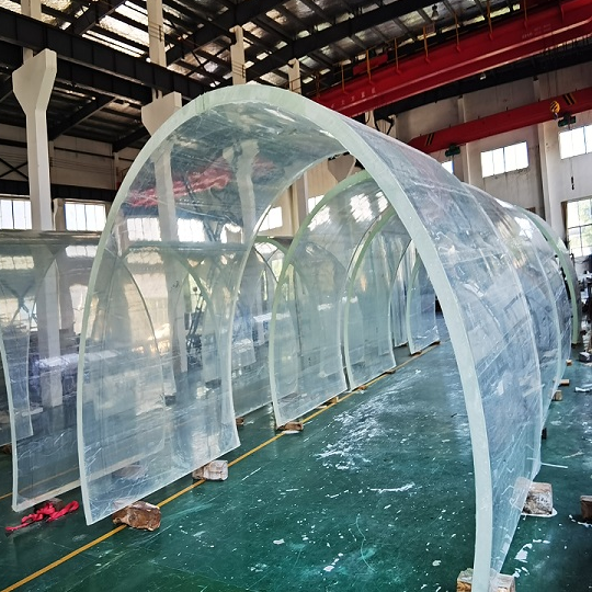 Leyu Acrylic также может создавать аквариумы, такие как туннельный аквариум в Бангалоре - LEYU 